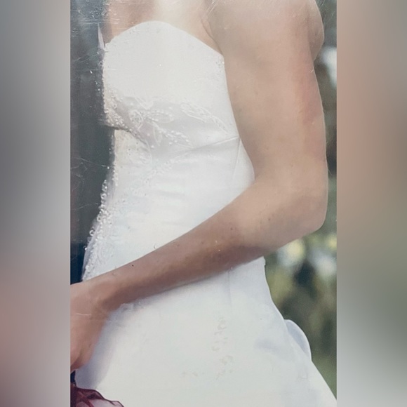 Maggie Sottero (Monica Marie) White Wedding Gown Fit Size 4-6 - Picture 4 of 8